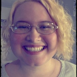 Meet your Posher, Macy